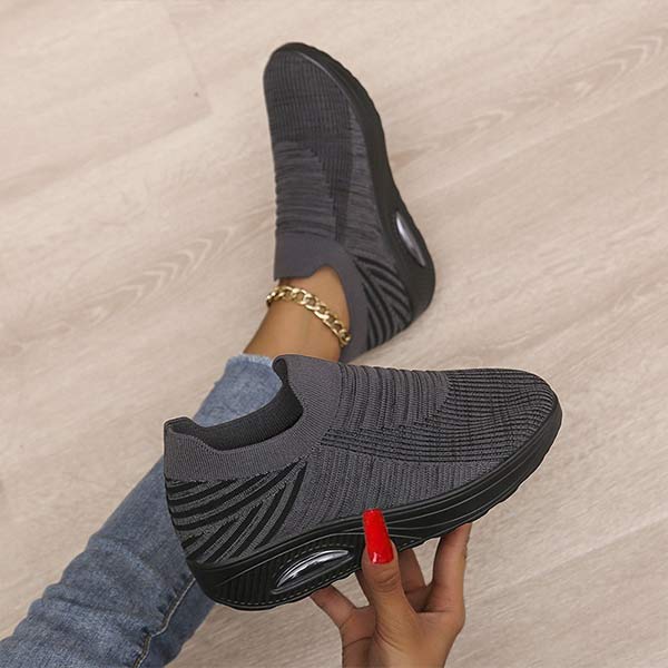 Women's Flyknit Stretch Sneakers 91362550C
