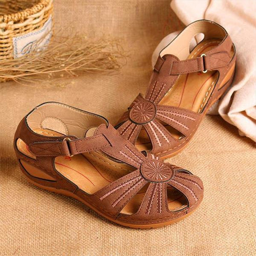 Women's Retro Soft Sole Round Toe Wedge Sandals 04238221C