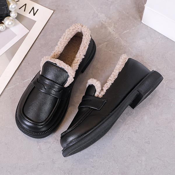 Women’s Casual Chain Decorated Plush Slip-On Loafers 05954563S