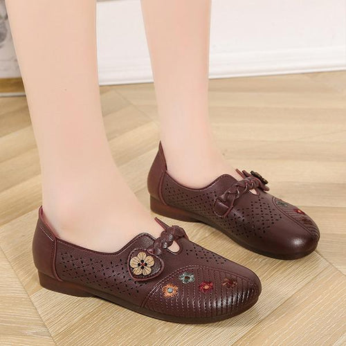 Women's Retro Round Toe Flower Embroidered Flats 92741807S