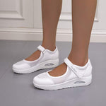 Women's Low Top Velcro Mesh Sneakers 08330012C