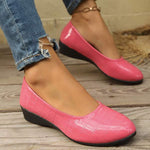 Women's Shallow Round Toe Slip-On Shoes 38701067C