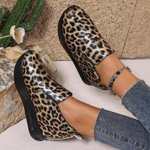 Women's Thick-soled Casual Leopard Print Sneakers 60665120S