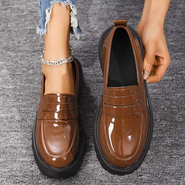 Women's Patent Leather Tassel Mid-Heel Vintage Loafers 14733205C