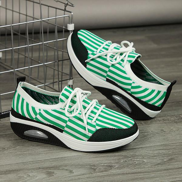 Women's Fashion Lace-Up Flying Knit Sneakers 58117017S