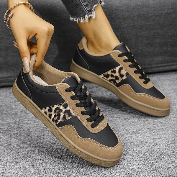 Women's Retro Leopard Lace-Up Sneakers 71957106S