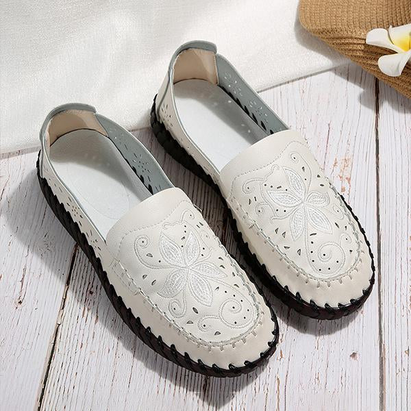 Women's Casual Embroidered Hollow Flat Shoes 66630550S