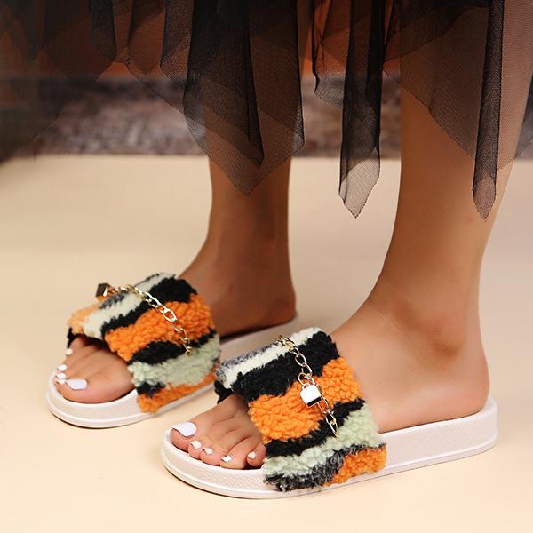 Women's Fashion Chain Plush Flat Slippers 04537616S