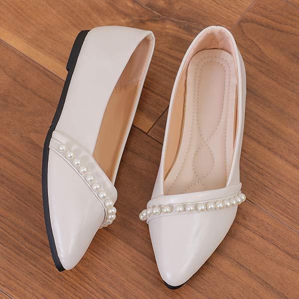 Women's Pearl-Embellished Pointed Toe Slip-On Flats 27726865C