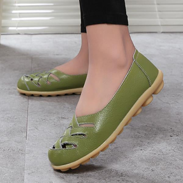 Women's Hollow Breathable Flat Heel Non-slip Shoes 77484776C