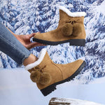 Women's Cute Plush-Lined Short Boots with Fluffy Cuffs 98682670C