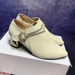 Women's Fashionable Rhinestone Pointed Toe Block Heels 07605044S