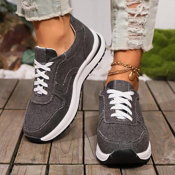 Women's Casual Flat Lace-Up Sneakers 41069870S