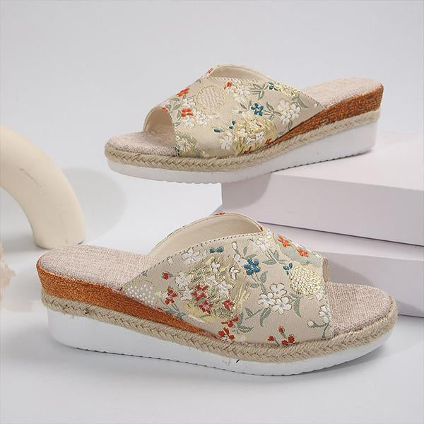 Women's Retro Embroidered Wedge Slippers 60730980S