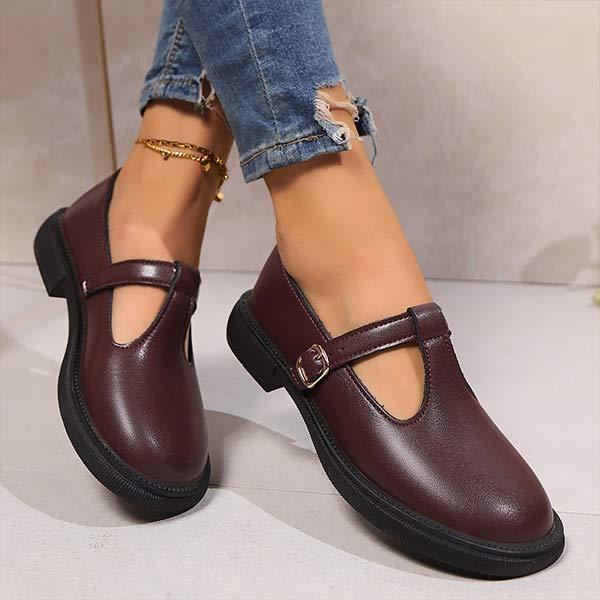 Women's Retro Round Toe Belt Buckle Shoes 95309567C