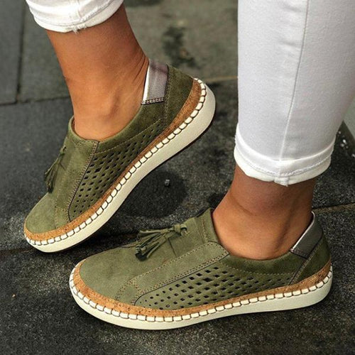 Women's Solid Color Retro Low Top Tassel Hollow Casual Shoes 79087386C