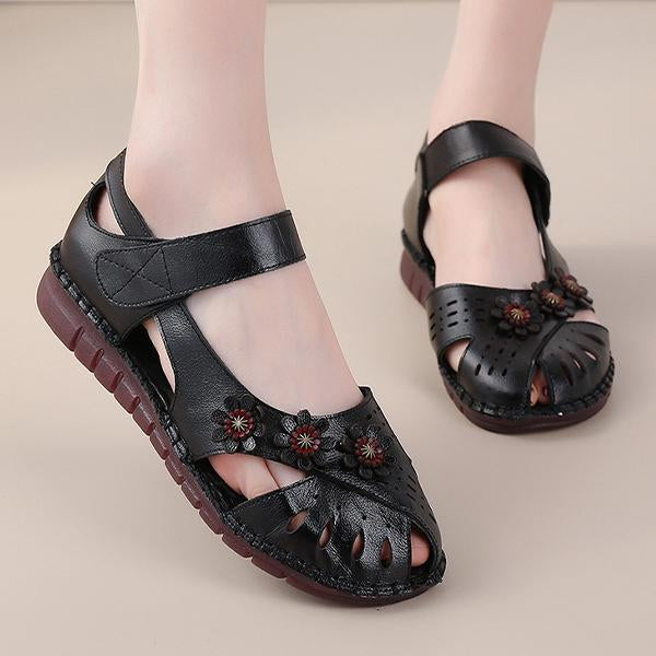 Women's Flat Ethnic Style Hollow Small Floral Sandals 13694648C