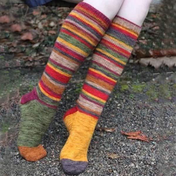 Color Striped Long Knee Cotton Socks 60468350C